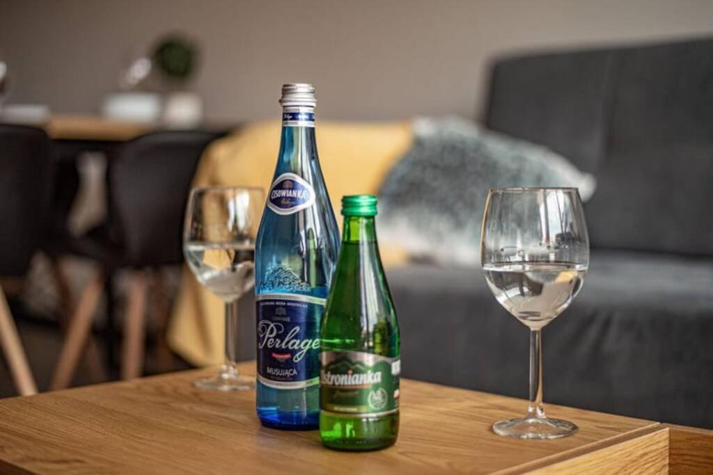 Apartament Twierdza Z Widokiem Na Jezioro オストルダ エクステリア 写真