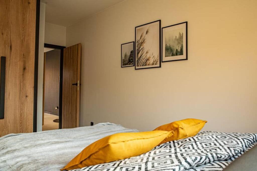 Apartament Twierdza Z Widokiem Na Jezioro オストルダ エクステリア 写真