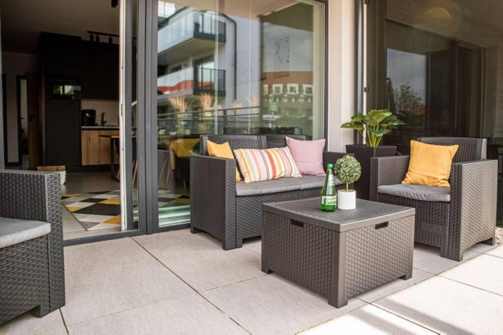 Apartament Twierdza Z Widokiem Na Jezioro オストルダ エクステリア 写真