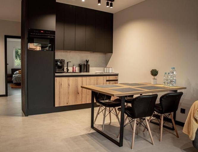 Apartament Twierdza Z Widokiem Na Jezioro オストルダ エクステリア 写真