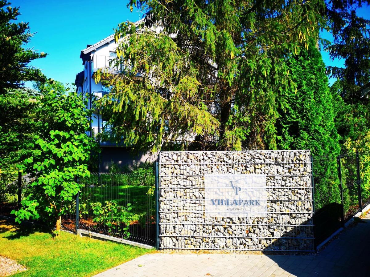 Apartament Twierdza Z Widokiem Na Jezioro オストルダ エクステリア 写真