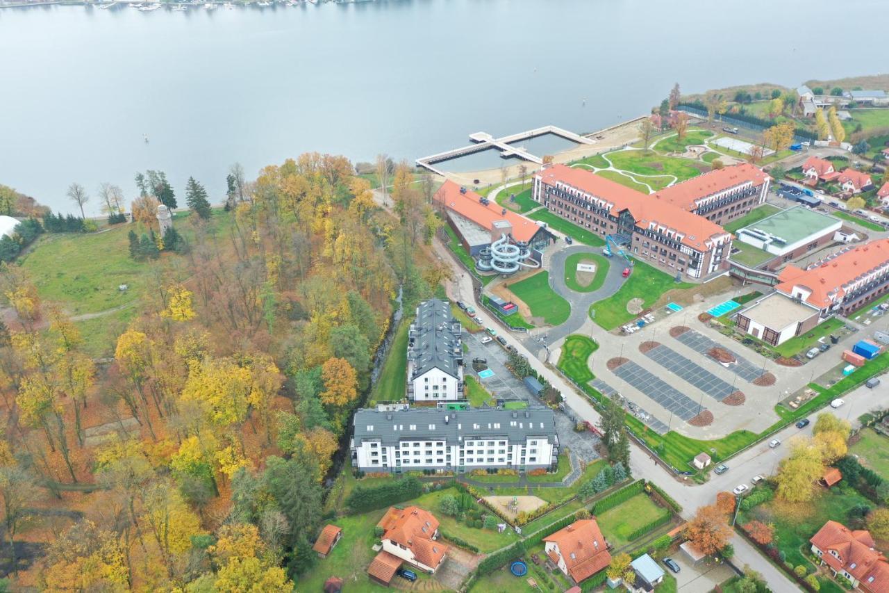 Apartament Twierdza Z Widokiem Na Jezioro オストルダ エクステリア 写真