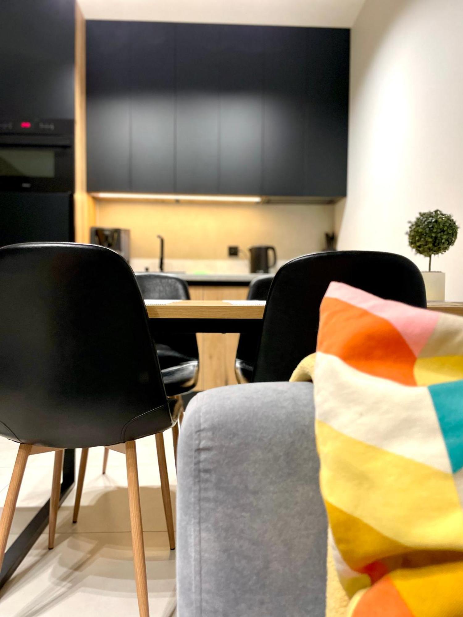 Apartament Twierdza Z Widokiem Na Jezioro オストルダ エクステリア 写真