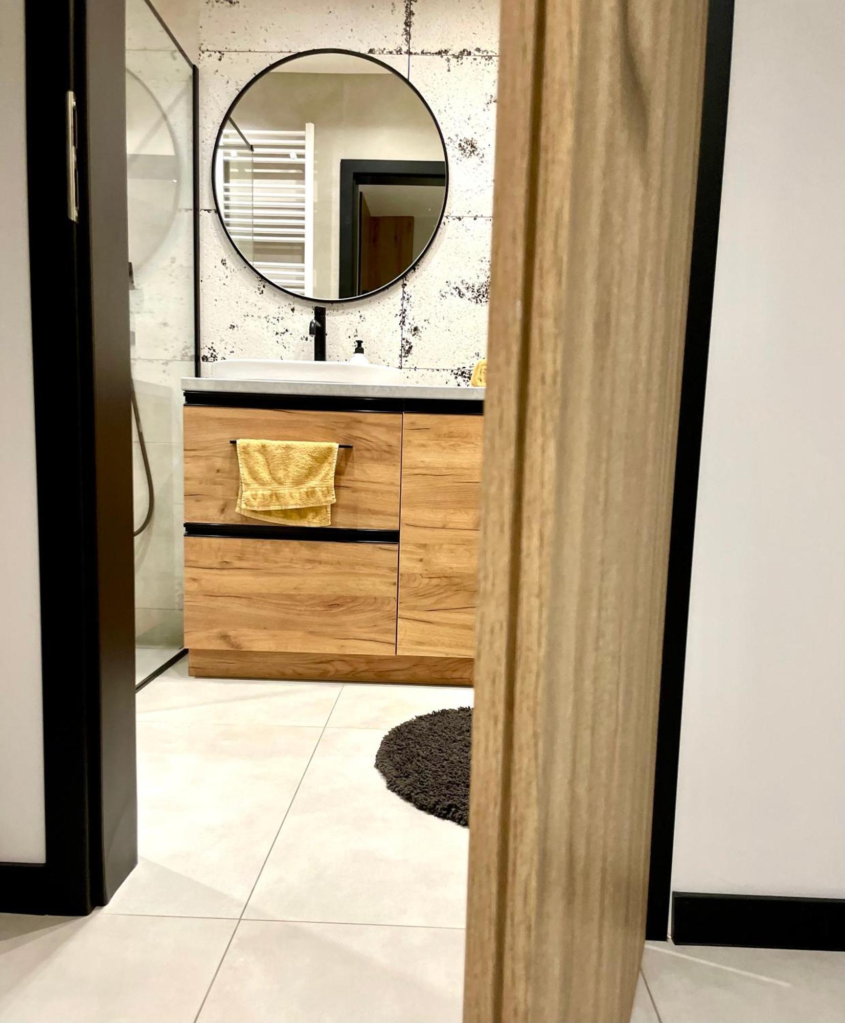 Apartament Twierdza Z Widokiem Na Jezioro オストルダ エクステリア 写真