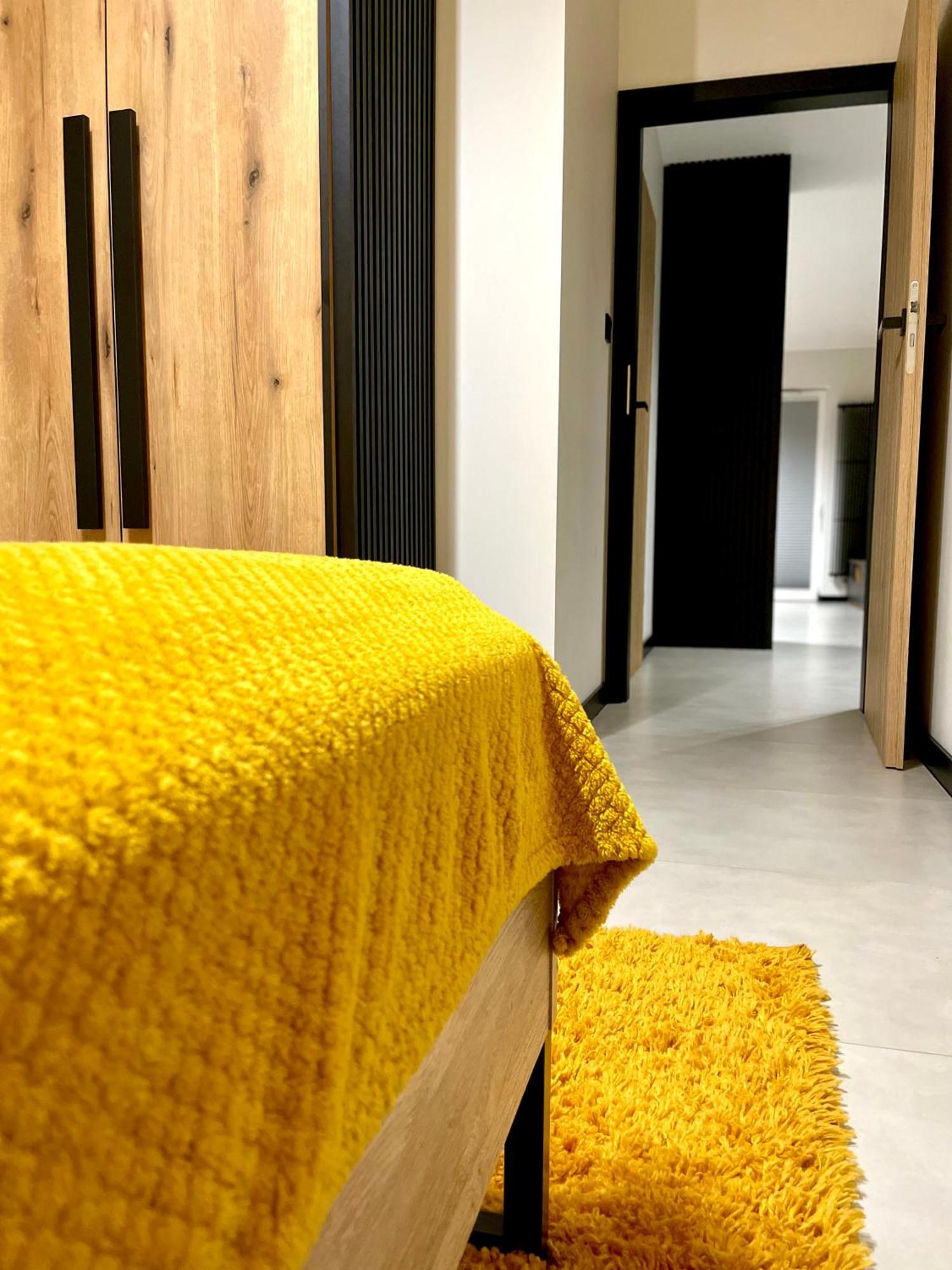 Apartament Twierdza Z Widokiem Na Jezioro オストルダ エクステリア 写真